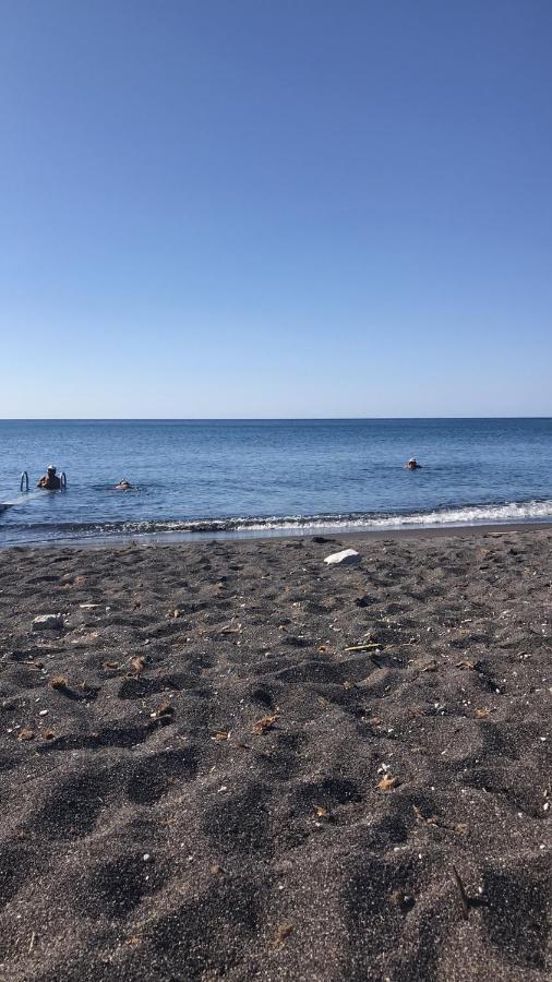 Leiva Room Περίσσα Εξωτερικό φωτογραφία