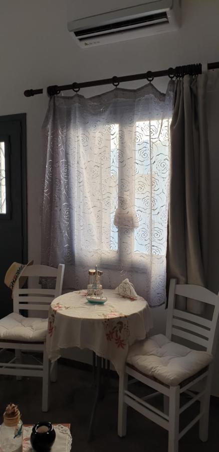 Leiva Room Περίσσα Εξωτερικό φωτογραφία