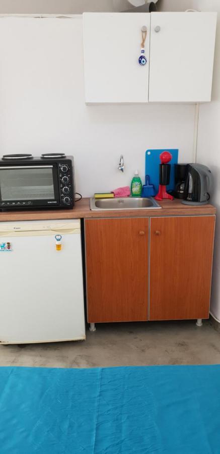 Leiva Room Περίσσα Εξωτερικό φωτογραφία